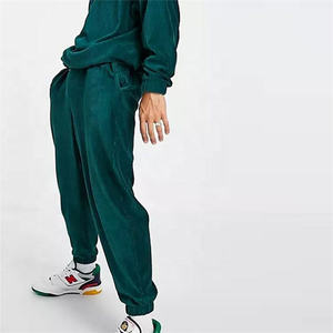 Chándal de Invierno para Hombre, Diseño OEM en Velour Verde, 100% Algodón, Negro, con Capucha, Forro Polar Técnico, Cierre Completo, Alta Calidad - Product Image 2