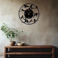 Horloge murale ronde en métal doré au design d'oiseaux élégants, pièce décorative pour la maison, le bureau, l'hôtel et la décoration d'événements, vente en gros depuis l'Inde