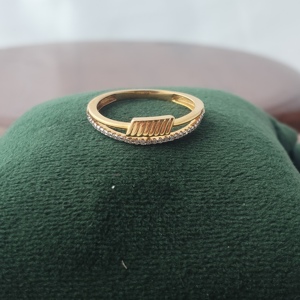 Anillo de boda minimalista apilable de diseño Namivaa, elegante para uso diario, joyería fina para mujer, regalo - Product Image 3