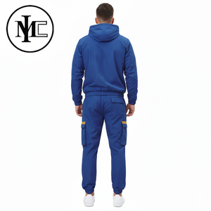 Conjunto de chándal de nailon personalizado con remaches y pedrería, impresión DTG, de 2 piezas, con sudadera con capucha y pantalones, de peso pesado, con cremallera - Product Image 2