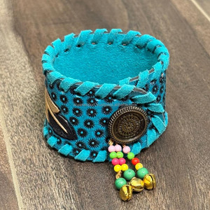 Pulsera llamativa de cuero a mano de moda de alta calidad personalizada, pulsera de cuero genuino a presión con botón de Metal, estilo de ocio para mujer - Product Image 6