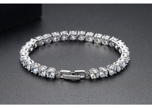 Fabricant de bijoux sur mesure, bracelet tennis pour femme, bracelet en or blanc avec diamants de laboratoire, bijoux de mariage - Product Image 5