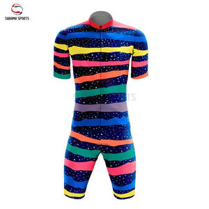 Traje de Triatlón de Compresión de Calidad Premium con Media Cremallera y Material Súper Elástico para Ciclismo, Running y Natación - Conjunto Corto - Product Image 1