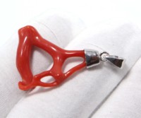 Pendentif en argent sterling 925, branche de corail rouge italien, pendentif bâton de corail de la mer Méditerranée, corail rouge naturel, taille 30 × 23 mm