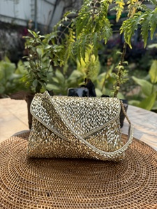 Bolso de Mano de Lujo con Adornos Metálicos, Forro de PU, para Mujer, para Fiestas, Bodas y Uso Diario - Product Image 5
