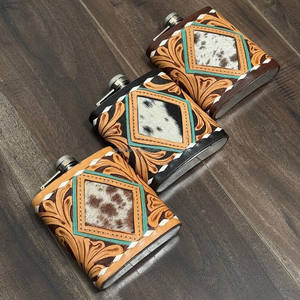 Petaca de whisky de acero inoxidable personalizada de 8oz, bolsillo medio, cuero de vaca genuino, herramientas de diamante, soportes para petacas de whisky - Product Image 4