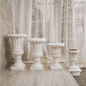 Vase à fleurs haut de gamme pour décoration intérieure, pot moderne minimaliste en forme de colonne, centre de table pour jardin et mariages, en fibre - Product Image 3