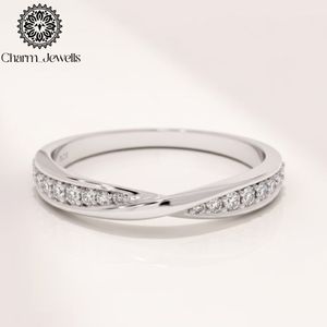 แหวนหมั้นเพชรโมอิสซาไนต์ทรงคุชชั่นชุบทองคำ 22k เงินสเตอร์ลิง Charm_Jewells ประดับเพชรแบบหนามเตย รับรองโดย IGI น้ำหนัก 3 กรัม สำหรับทั้งชายและหญิง - Product Image 2