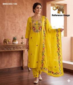 Kurti recto de buena calidad Mal Chanderi con trabajo floral de lentejuelas, pantalón del mismo color y conjunto de dupatta con bordado. Proveedor mundial. - Product Image 6