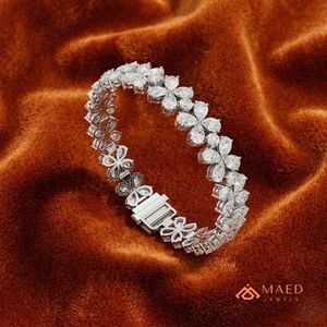 สร้อยข้อมือมอยส์ซาไนต์สีเงินสำหรับสุภาพสตรี สร้อยข้อมือแบบโซ่และแบบลิงค์ ดีไซน์ดอกไม้ เครื่องประดับแฟชั่น สร้อยข้อมือเทนนิส ของขวัญสุดหรูหรา อุปกรณ์เสริม - Product Image 4