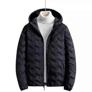Chaqueta de plumón de hombre de color sólido cálido con capucha informal de moda personalizada al por mayor de fábrica para abrigo de invierno al aire libre - Product Image 1