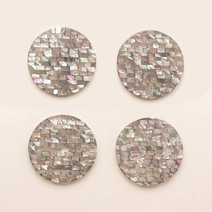 Elegante y Lujosa Posavasos de Nácar Brillante para Mesa - Product Image 3