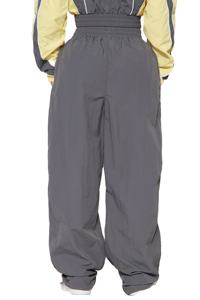 Conjunto de Chaqueta Corta con Capucha y Pantalones de Lona Unisex con Logotipo Personalizado, Estilo Urbano, para Invierno - Product Image 4