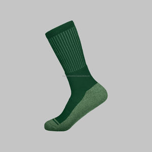 Usine en vrac Oem antidérapant unisexe femmes hommes respirant Grip personnalisé longue chaussette de baseball - Product Image 2