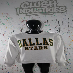 เสื้อสเวตเตอร์คอกลมลายดาวดัลลัสเสื้อกันหนาวคอกว้างปักผ้าปะสีเขียว100% - Product Image 1