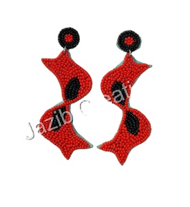 2024 Pendientes de aro con cuentas de semillas múltiples en tono dorado Pendiente en el mejor color y la mejor calidad - Product Image 4