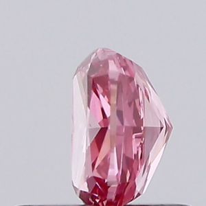 Diamante Cultivado en Laboratorio CVD HPHT de 0.5ct, Corte Cojín, Rosa Intenso Fantasía, Certificado IGI Gemver, Corte Excelente, Claridad VS, 10 Mohs, Suelto - Product Image 3
