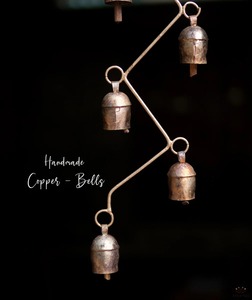 Campanas de cobre hechas a mano, estilo vintage, con espiral de alambre, decoración colgante, juego de 4 - Product Image 2