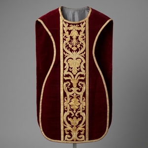 Casulla Romana de Terciopelo Rojo con Bordado a Mano de Hilos de Oro, Orfebre Tradicional, Túnica de Clérigo, Vestimenta Sacerdotal para Misa - Product Image 1