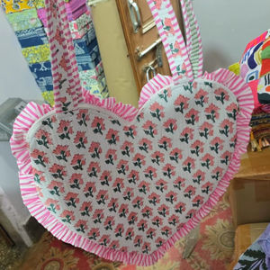 กระเป๋าผ้าฝ้ายรูปหัวใจสำหรับผู้หญิง แฟชั่นฤดูร้อนและฤดูใบไม้ร่วง ขายส่ง มีซิปปิด กระเป๋าช้อปปิ้งสุดฮิต - Product Image 1