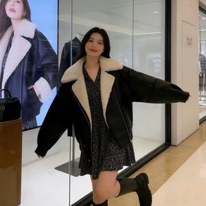 Veste en cuir d'agneau véritable unisexe sur mesure avec fourrure de renard, daim et doublure Sherpa, ceinture amovible, respirante - Product Image 3