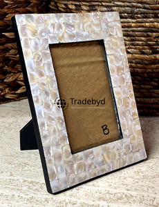 Marco de Fotos Creativo Hecho a Mano con Incrustaciones de Madreperla, Acabado Brillante, Regalo Decorativo de Tradebyd - Product Image 2