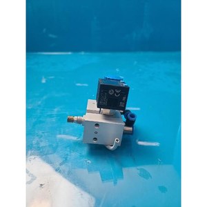 FESTO LR-D-MICRO/526262BN43 Utilisé comme pièce détachée d'équipement semi-conducteur d'occasion - Product Image 6