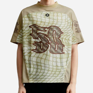 Maillot de football américain texturé personnalisé par sublimation style B2B 2026, maille respirante couleur sable, coupe oversize, tenue d'équipe, commandes en gros OEM - Product Image 3