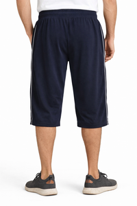 Shorts en coton bleu marine pour hommes, tissu doux et respirant pour un confort et une relaxation tout au long de la journée, coupe décontractée jusqu'aux genoux, taille élastique - Product Image 3