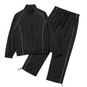 Survêtements pour hommes en tissu de coton de qualité supérieure, fabrication OEM ODM, directement de l'usine, vêtements de sport athlétiques modernes et tendance - Product Image 1