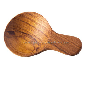 Tabla de cortar de bambú, marrón que es una herramienta de cocina común utilizada para preparar y cortar alimentos. - Product Image 6