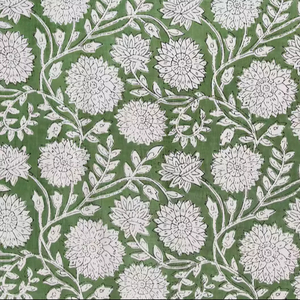 Tissu floral vert imprimé à la main au mètre |   Tissu en coton à imprimé botanique blanc |   Textile indien fait main pour la décoration intérieure - Product Image 2
