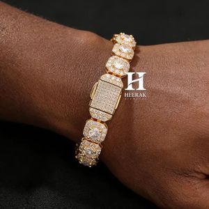 Pulsera de Diamantes con Halo Octagonal de Lujo, Oro de 14K/18K, Eslabones Geométricos, Fabricante de Joyería Fina - Product Image 4