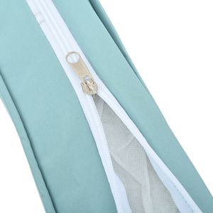 Set di Mobili da Giardino in Vimini PE per Quattro Stagioni con Tavolo in Metallo Nero - Product Image 1