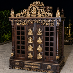 Mandir de prière domestique de luxe en bois massif, fabriqué à la main, avec des sculptures complexes, porte en bois traditionnelle, marque OEM religieuse - Product Image 3