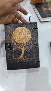 Cuaderno de Cuero Certificado de 7.5 Pulgadas con Impresión UV Personalizada, Encuadernación Cosida, Edición de Regalo, 120 Hojas - Product Image 3