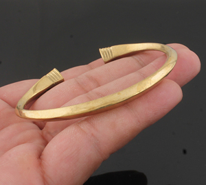 Luxury Gold Plated <b>Bangle</b> <b>for</b> <b>Men</b> 18K Gold Plating Stainless Steel Geometric Cuff Bracelet Masculine Style Fashion Hand Jewelry - Product Image 1