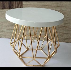 Base para Pastel Geométrica de Aluminio, Redonda, Blanca con Base Dorada, 28 x 20 cm, Pedestal para Exhibición de Postres para Bodas y Fiestas - Product Image 4