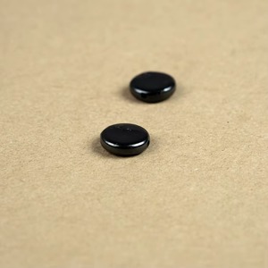 Perle ronde polie en Shungite de 0,55 po (14 mm), trou de 0,07 po (1,8 mm) - Product Image 6