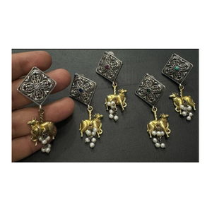 OM Fashion Studio Plata alemana Aspecto tradicional Perlas colgantes Suministro a granel Listo Exportación Navaratri Pendientes oxidados especiales - Product Image 3