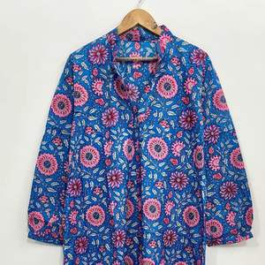 Vestido Kaftan Floral Boho, Túnica Étnica de Algodón con Estampado a Mano - Product Image 2