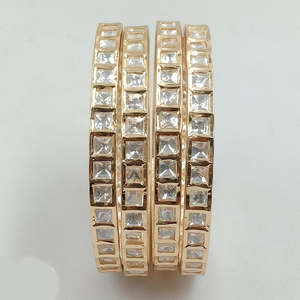 Juego de brazaletes finos de piedra Polki Kundan Brazaletes chapados en oro - Product Image 1