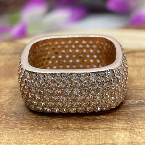 Anillo de Eternidad de Plata de Ley 925 Chapado en Oro Rosa con Diamantes de Moissanita, Corte Brillante Redondo, Engaste Pavé, Anillo de Boda de Lujo - Product Image 6