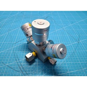 Vanne à diaphragme manuelle FUJIKIN 316L 067986 utilisée comme pièce détachée pour équipement semi-conducteur Legacy - Product Image 6