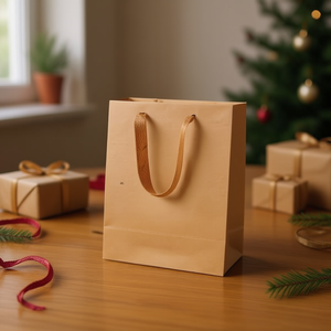 Sacchetto regalo in carta kraft Ilan 15x6x20 cm con manici per confezioni regalo - Product Image 2