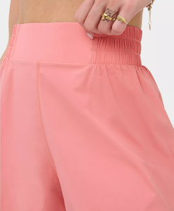 Shorts de yoga sans couture taille haute pour femmes, grande taille, personnalisés, avec compression et effet froncé, respirants, pour la course et le fitness - Product Image 2