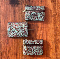 Nouveau design de porte-monnaie en cuir sculpté pochette élégante pochette portefeuille pochette en cuir de style occidental multi-usages porte-monnaie en Offre Spéciale