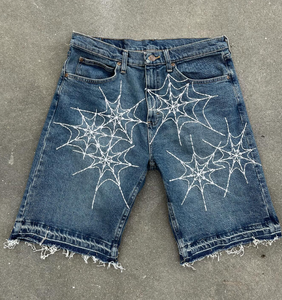 Shorts de Mezclilla Holgados para Hombre al por Mayor, Shorts de Mezclilla Bordados con Gráficos de Telaraña, Fabricante de Logotipos Personalizados - Product Image 4