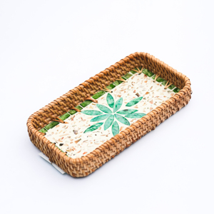Bandeja Rectangular de Ratán Tejido con Incrustaciones de Madreperla y Diseño de Flor de Loto, Estilo Boho, Costero, Artesanal de Vietnam - Product Image 5