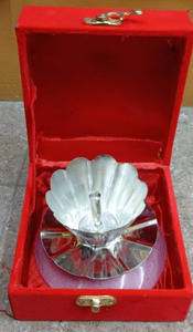 Luxury Silver Plated <b>Ring</b> Holder with Velvet <b>Gift</b> <b>Box</b> Elegant Jewelry Display Stand <b>for</b> Weddings Engagements & Gifting - Product Image 2